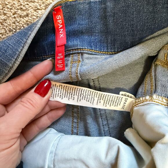 SPANX Pull On Wide Leg Denim Jeans Size 1X Plus - Picture 6 of 6